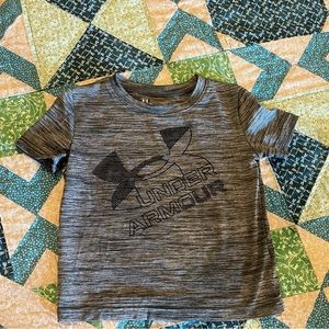 Under Armour. Kids shirt.
